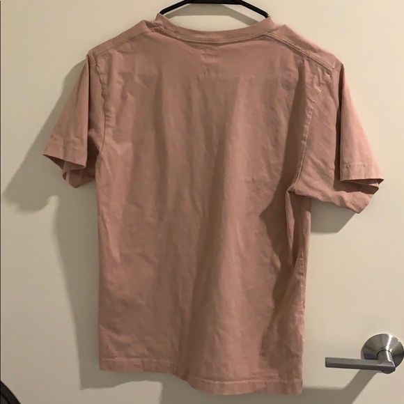 Uniqlo tee - Picture 2 of 2